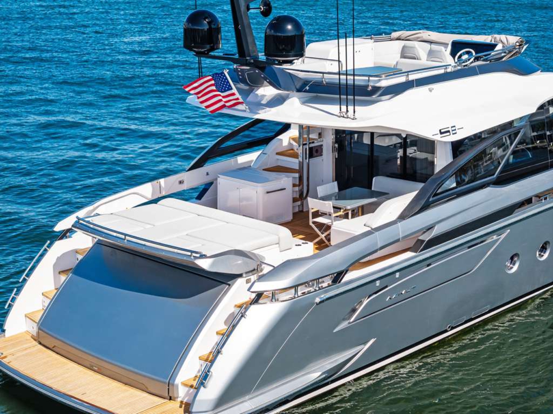 80' Azimut S8