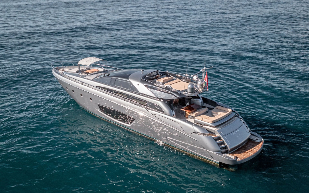 86' Riva