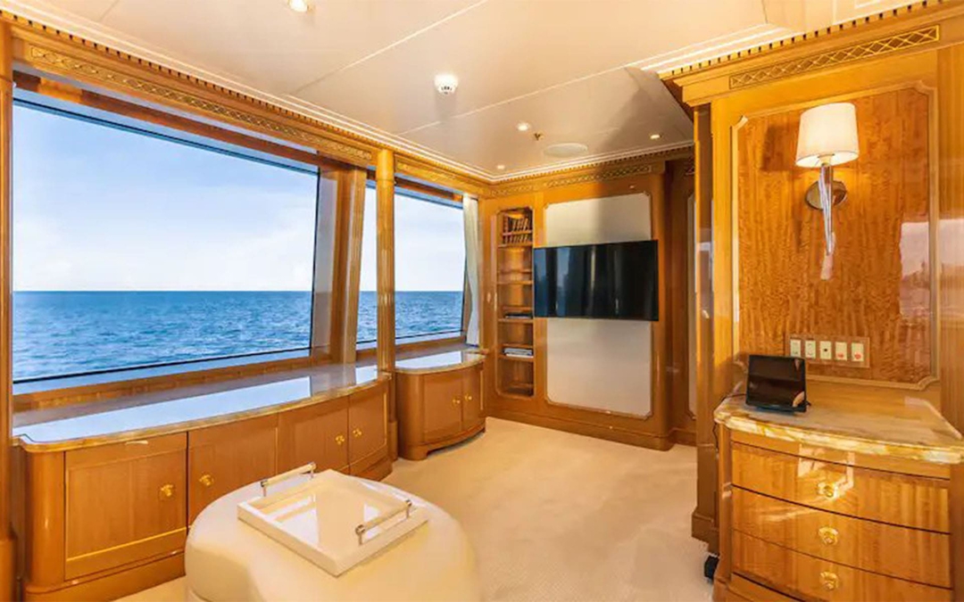168' Feadship