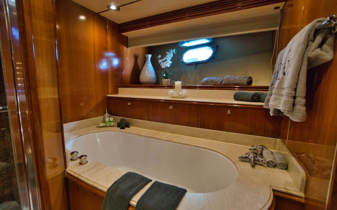 105' Sunseeker
