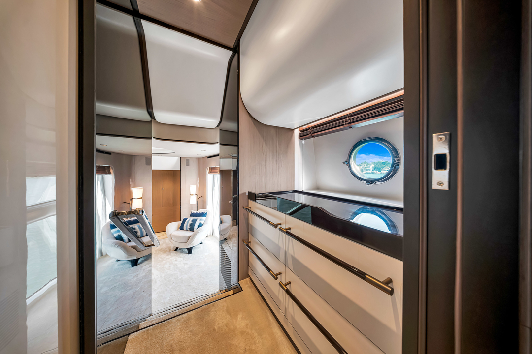 88' Azimut