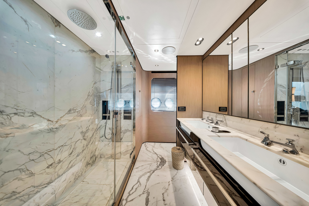 88' Azimut