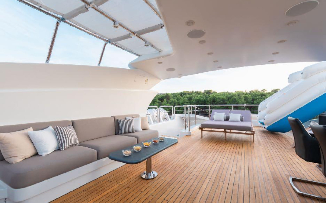 154' Benetti
