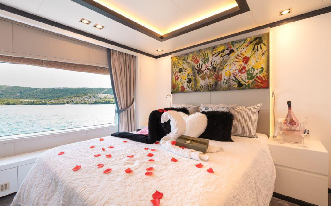 154' Benetti
