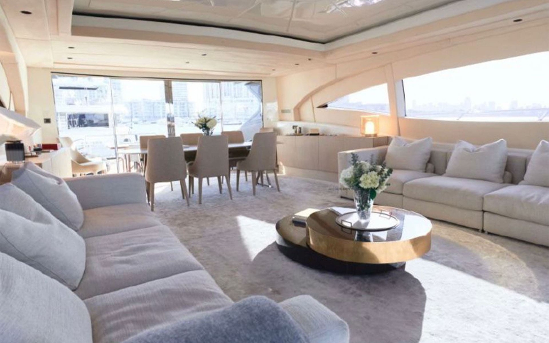 108' Mangusta