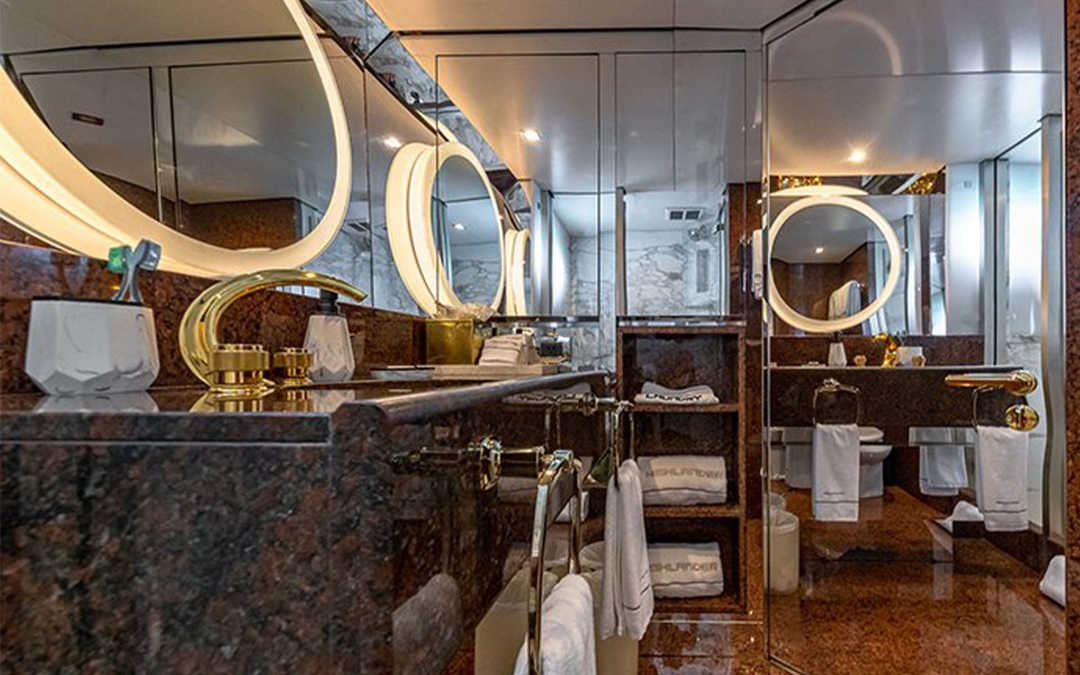162' Feadship