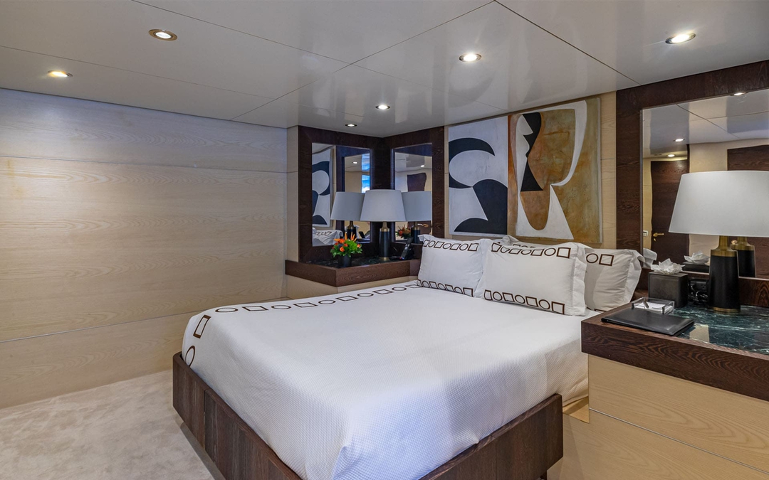 162' Feadship