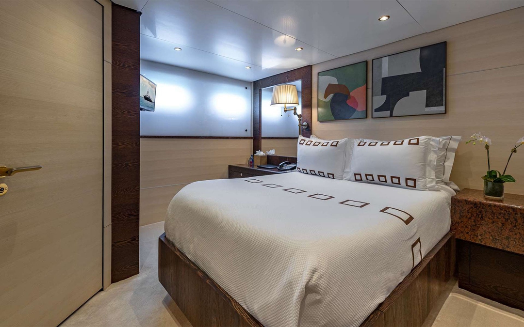 162' Feadship