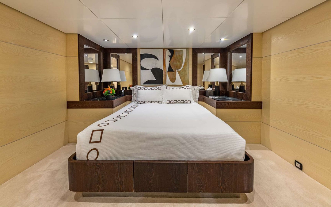 162' Feadship