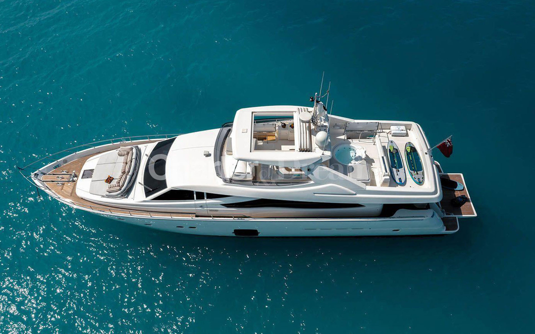 83' Ferretti