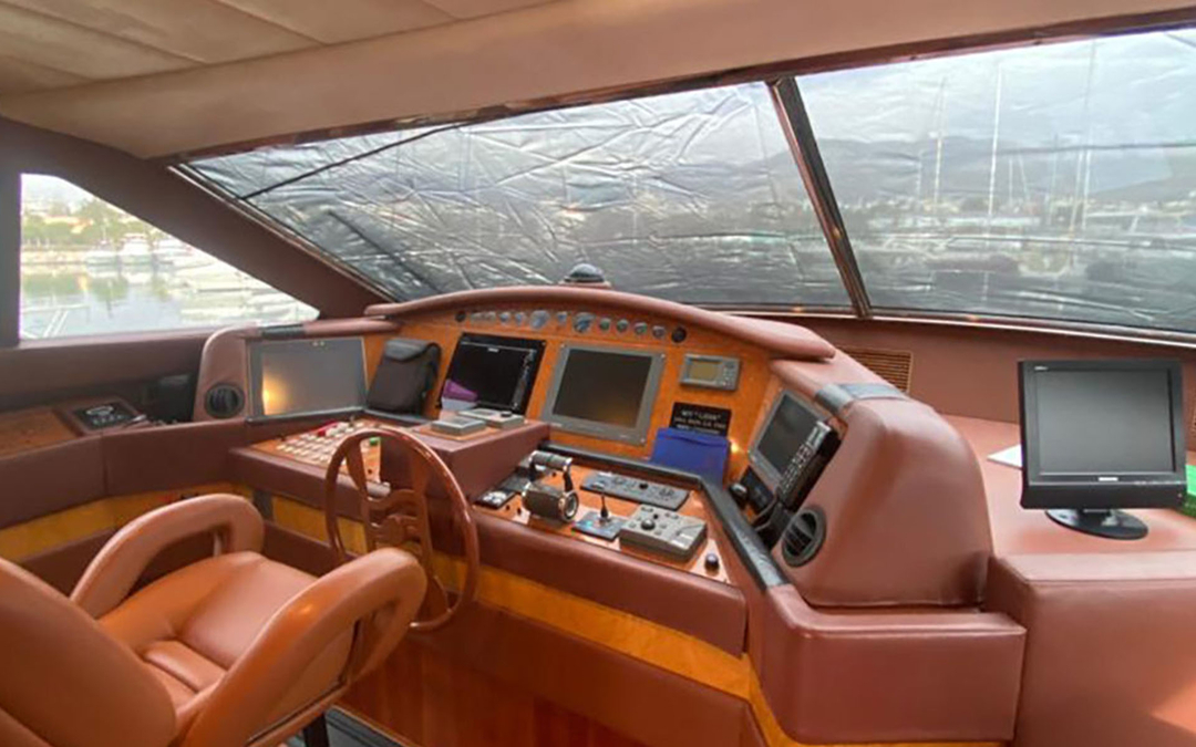 83' Ferretti