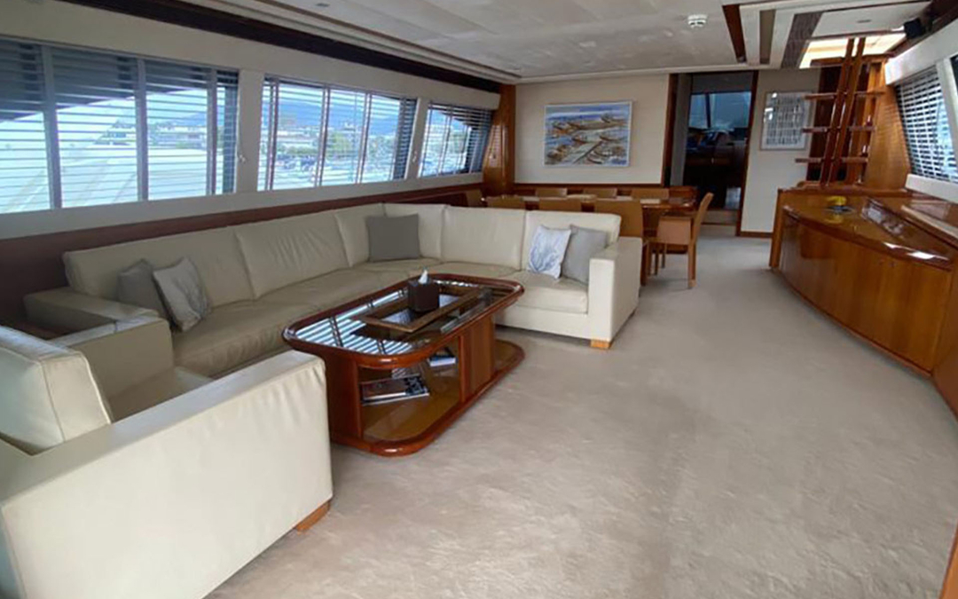 83' Ferretti