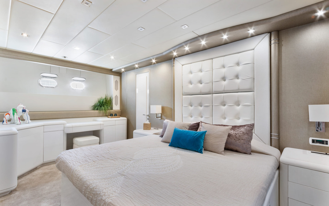 108' Mangusta