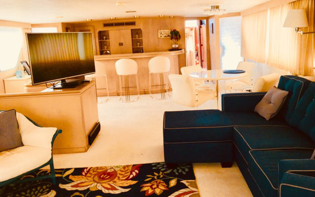 46' Maxum