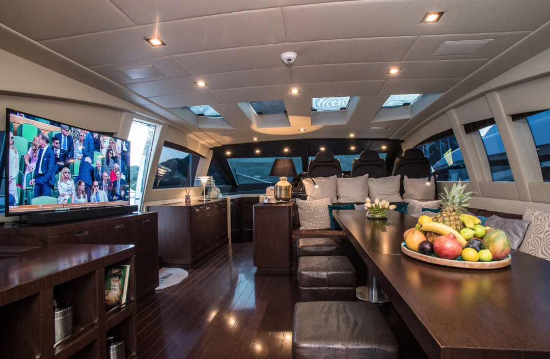 80' Mangusta