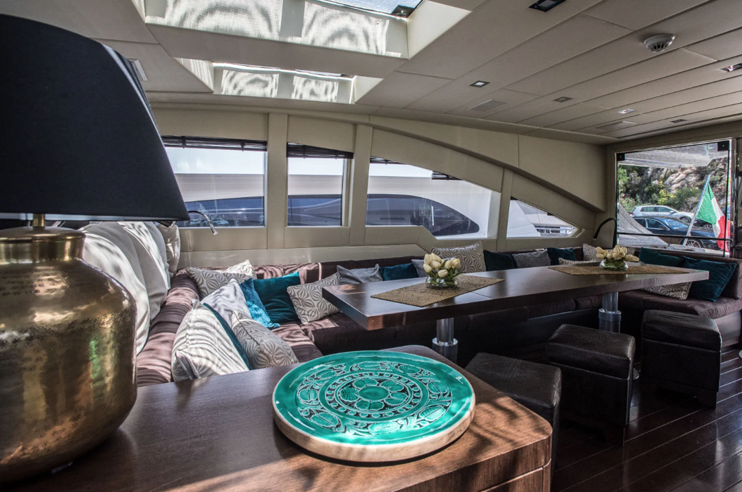 80' Mangusta