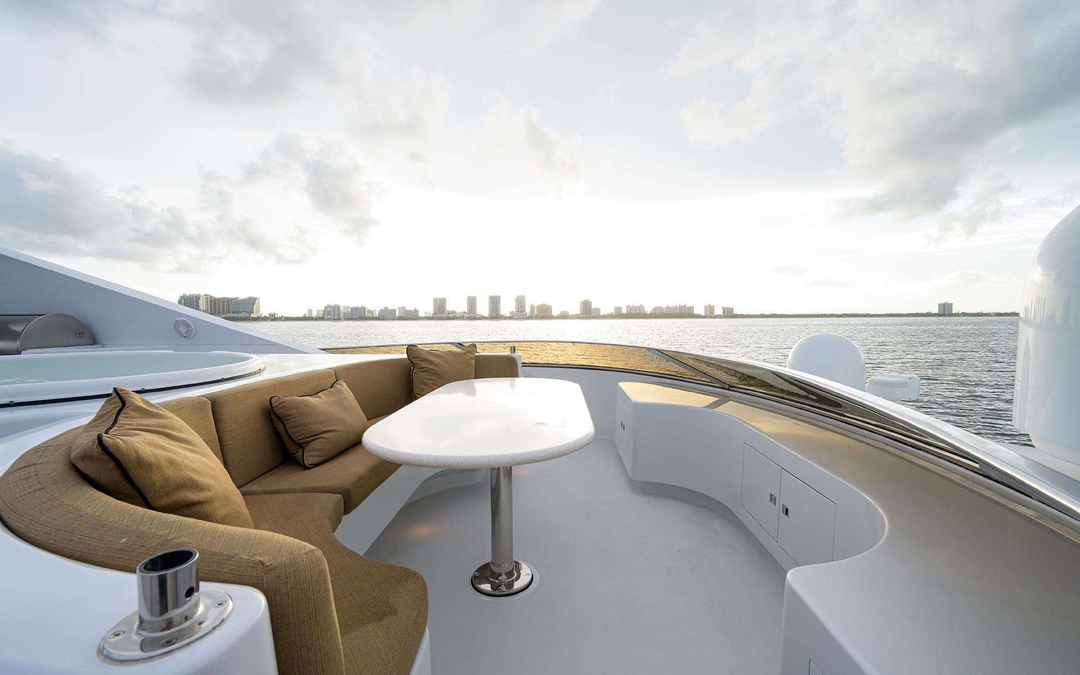 136' Intermarine Savannah