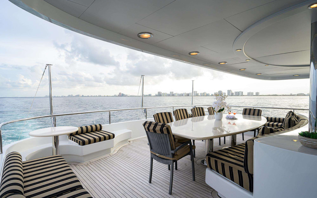136' Intermarine Savannah