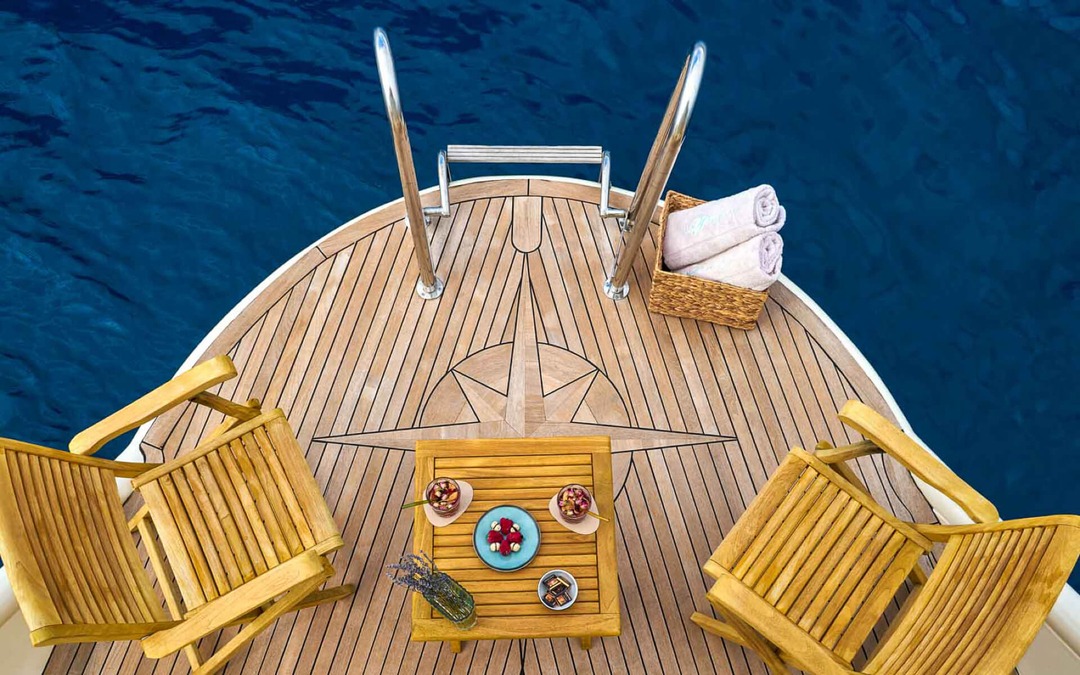 130' Botique Yacht