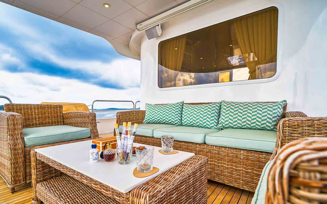 130' Botique Yacht