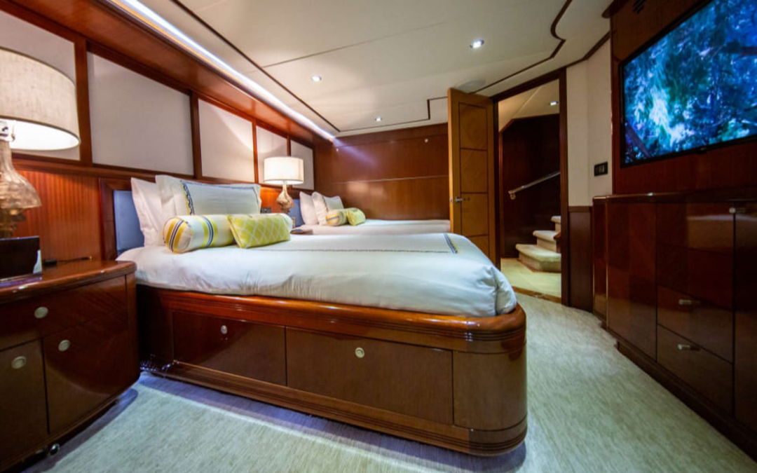 141' Ares Marine