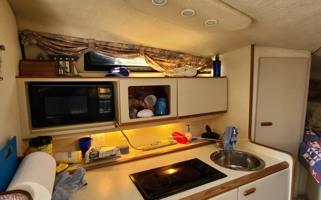 32' Wellcraft Martinique