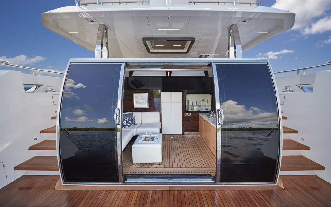98' Ocean Alexander