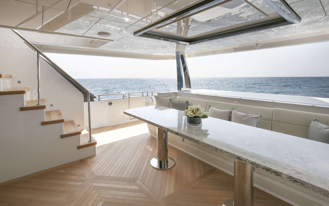 98' Ocean Alexander