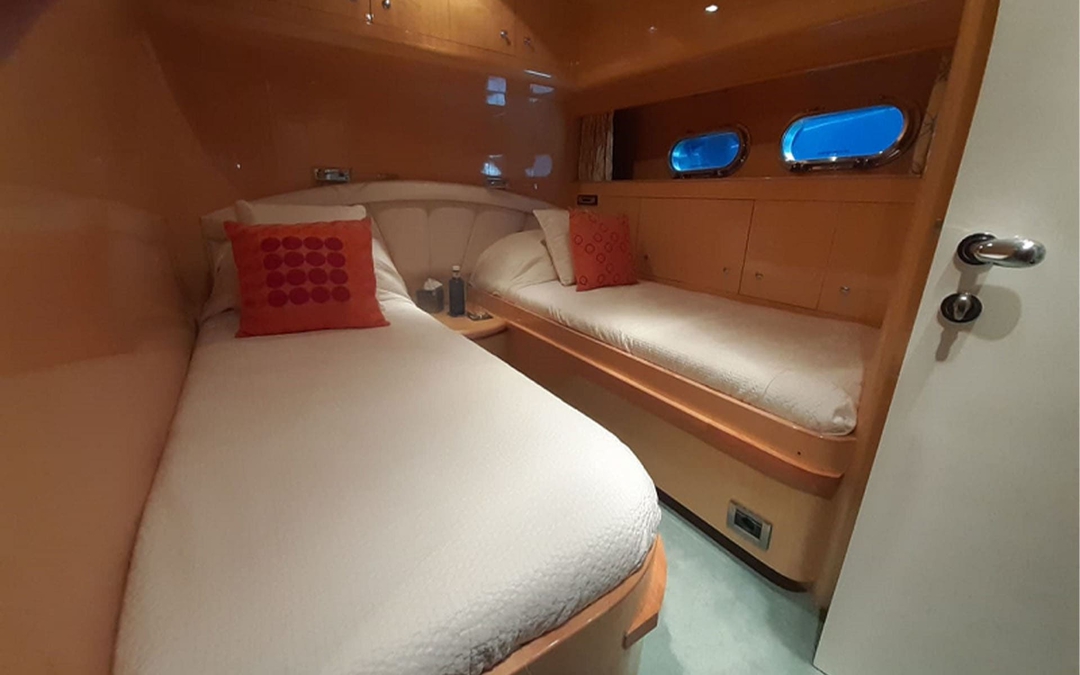 78' Elegance