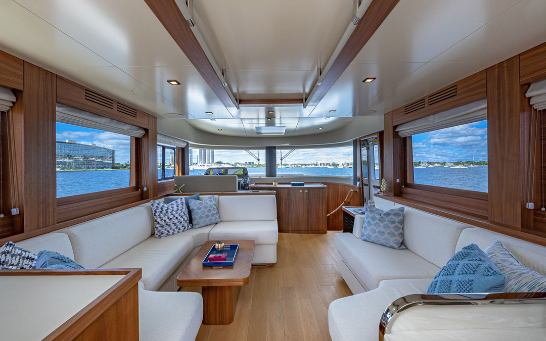 61' Sirena Flybridge