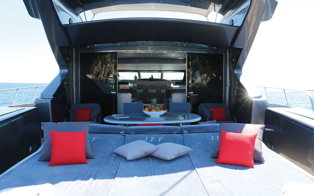 109' Mangusta