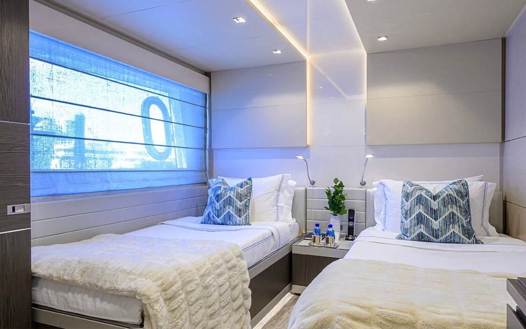 108' Ferretti