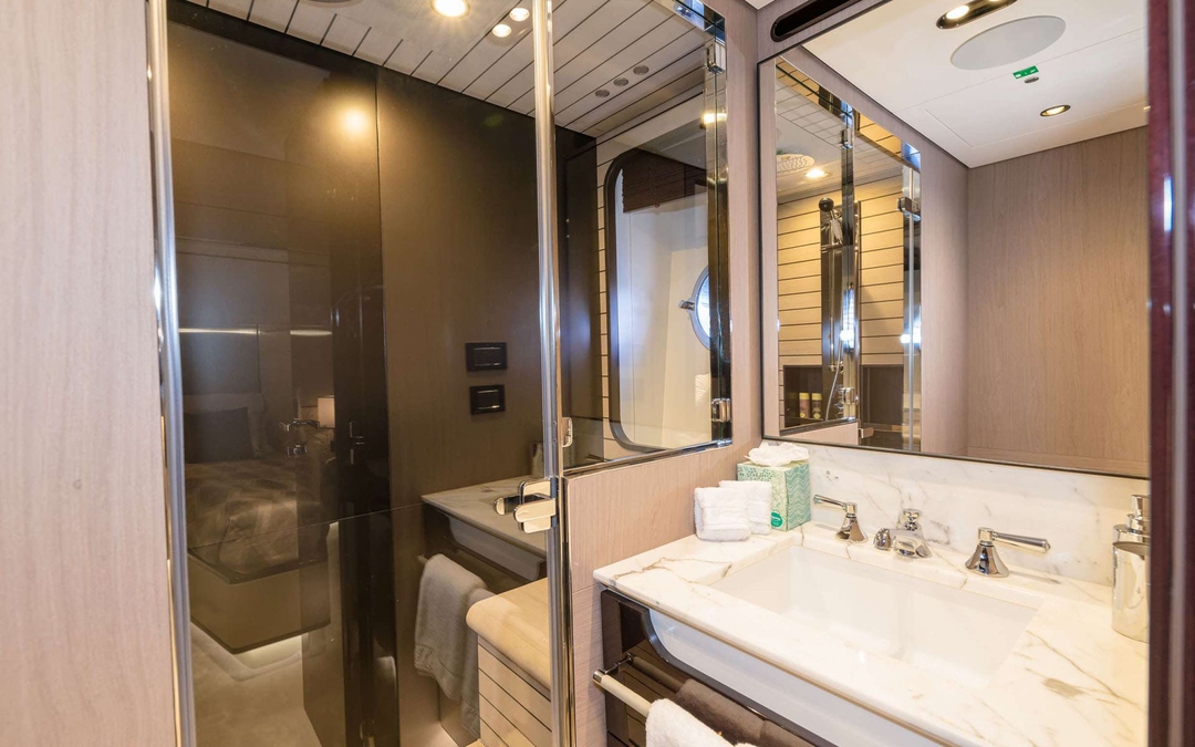 88' Azimut