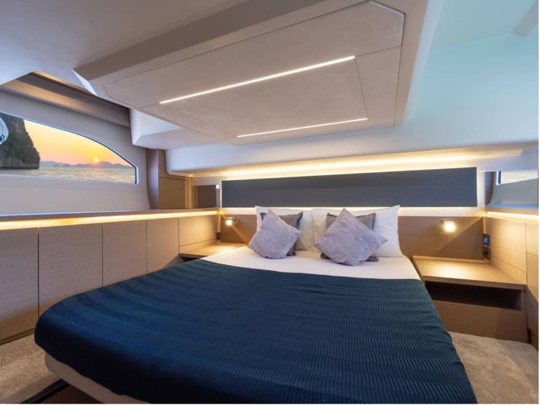 42' Prestige