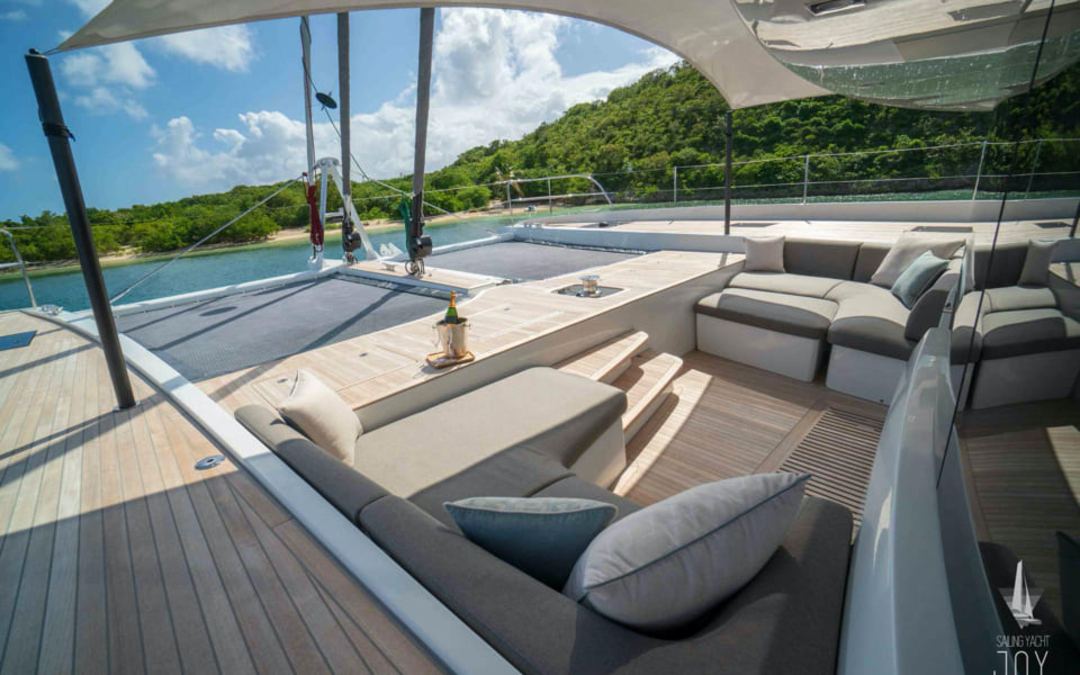 77' Lagoon