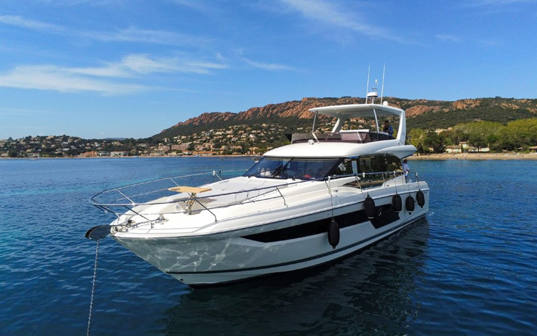 60' Jeanneau
