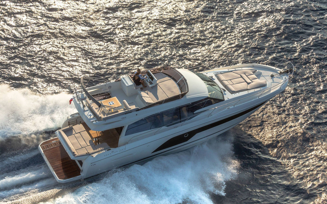 60' Jeanneau