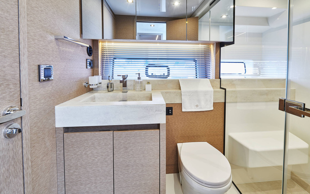 60' Jeanneau