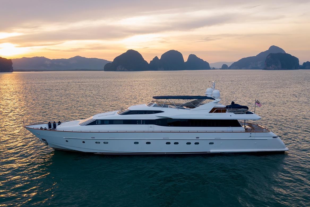 106' Falcon