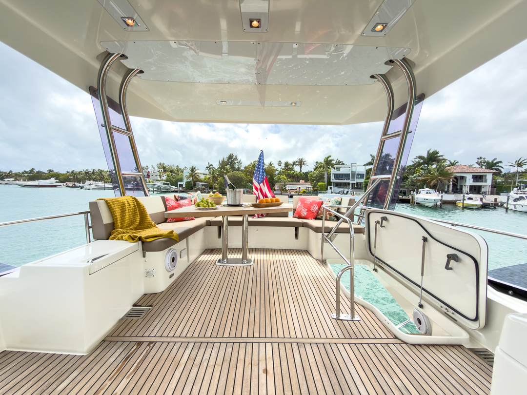 55' Prestige