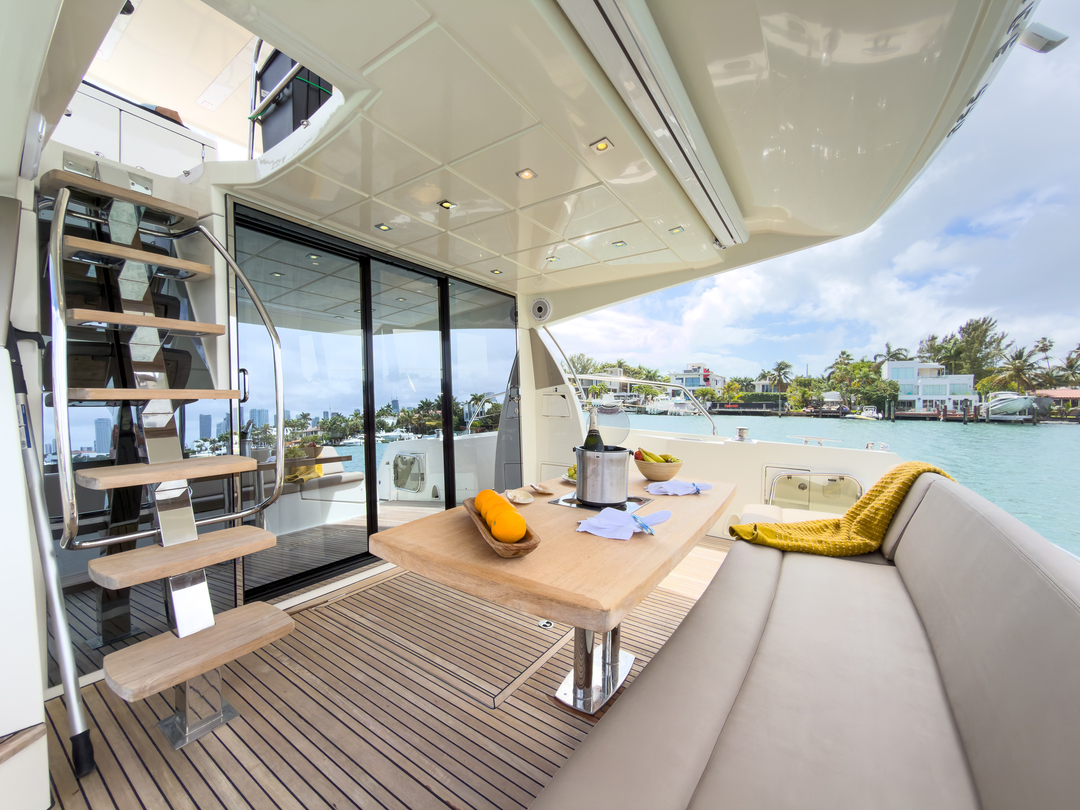 55' Prestige