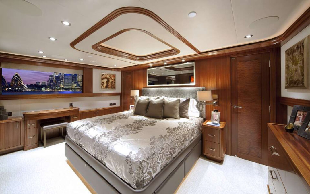 130' Westport