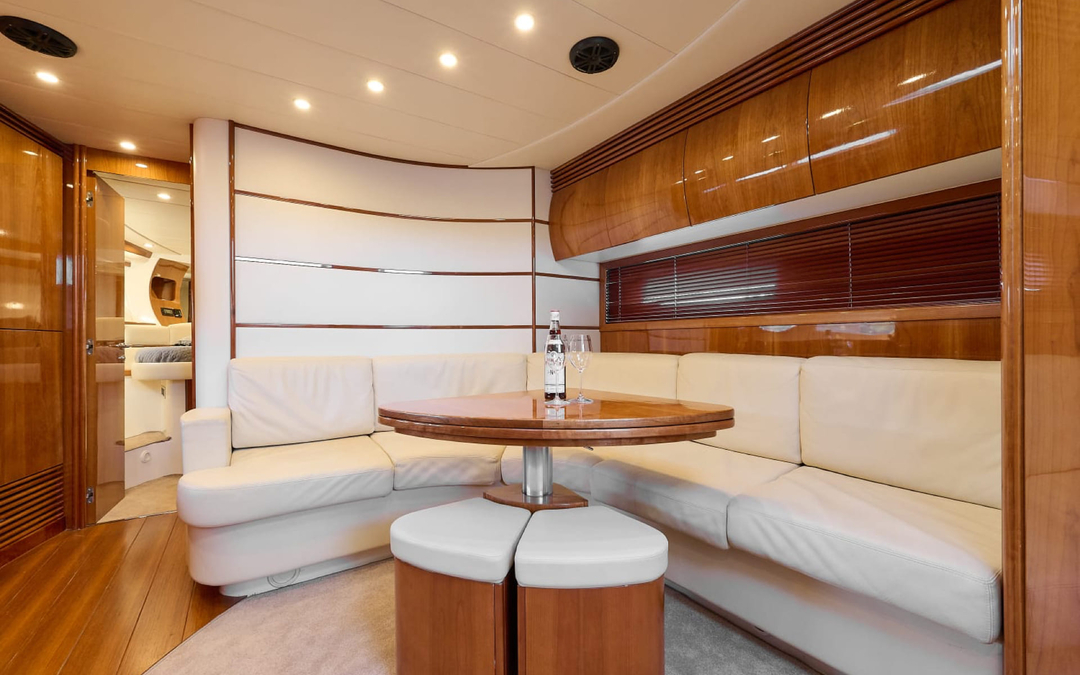 50' Pershing