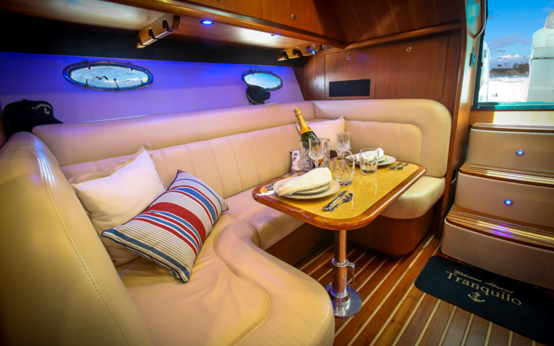40' Tiara