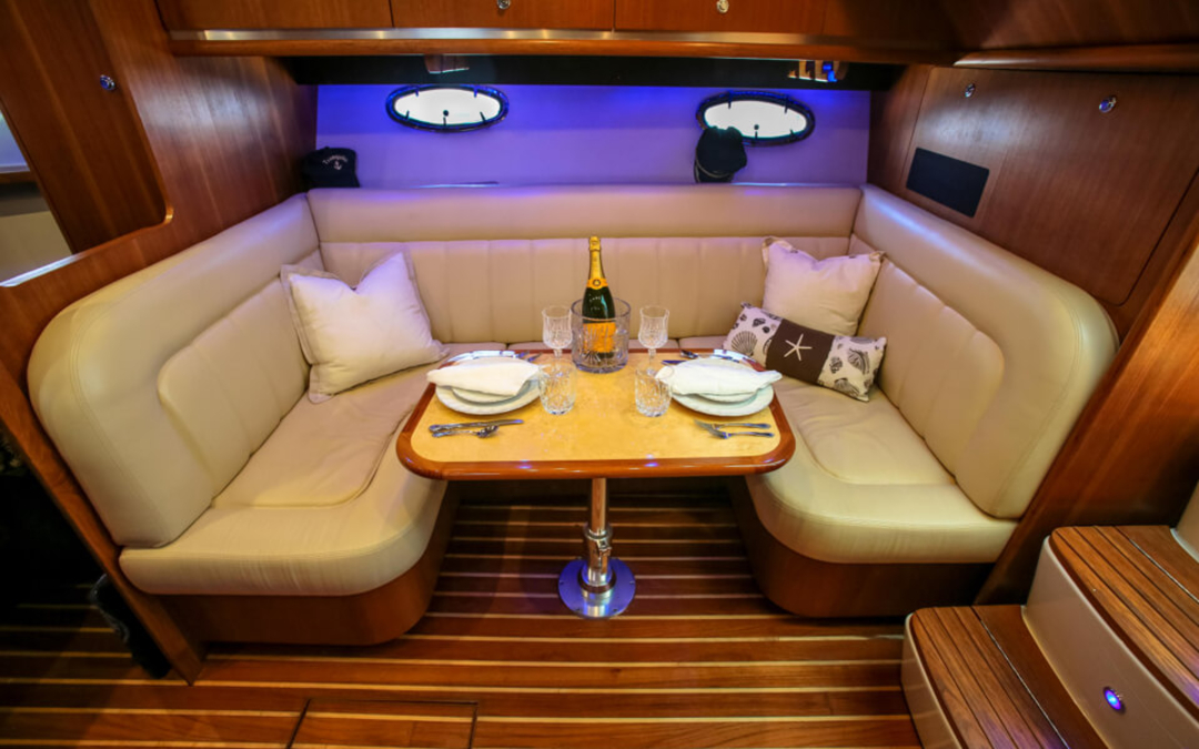 40' Tiara