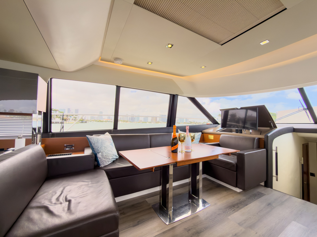 55' Prestige