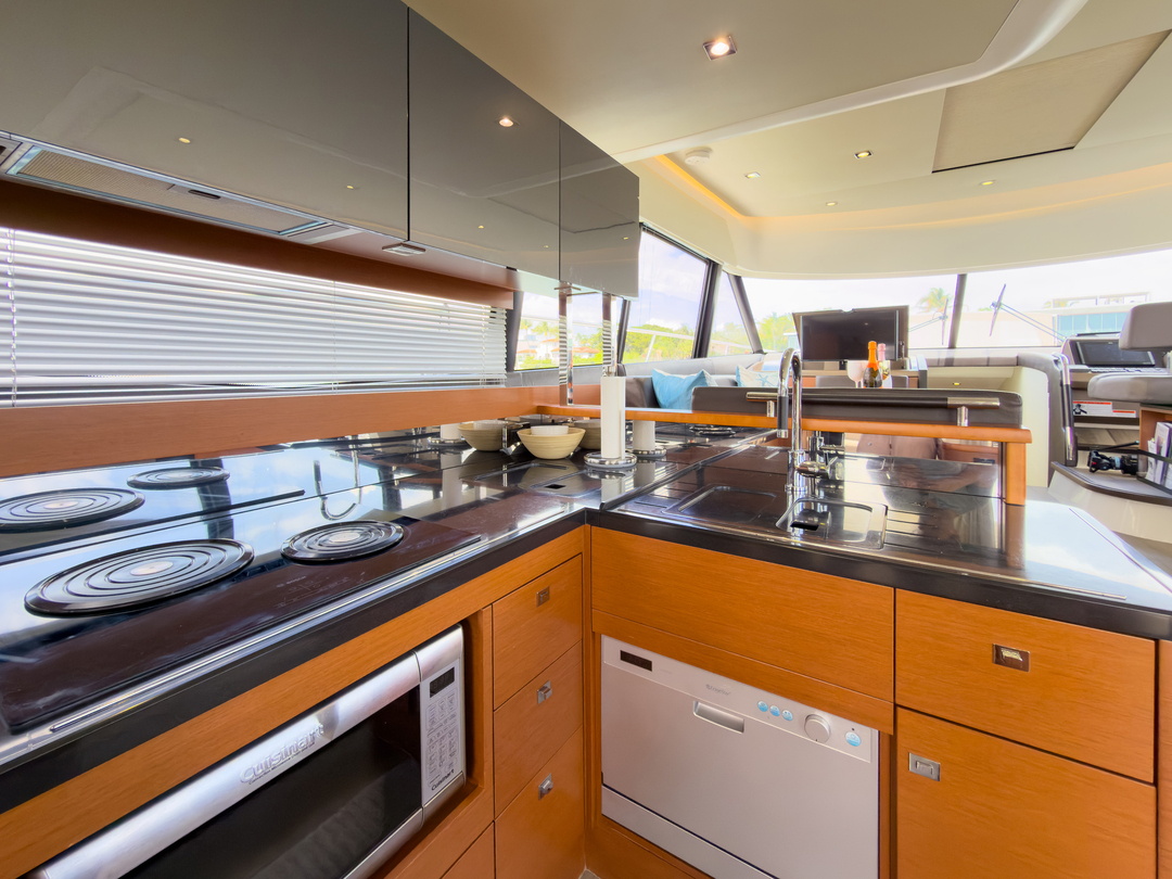 55' Prestige