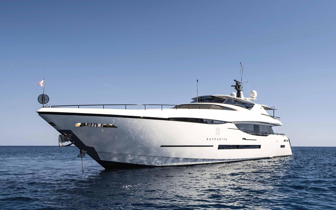 120' Custom