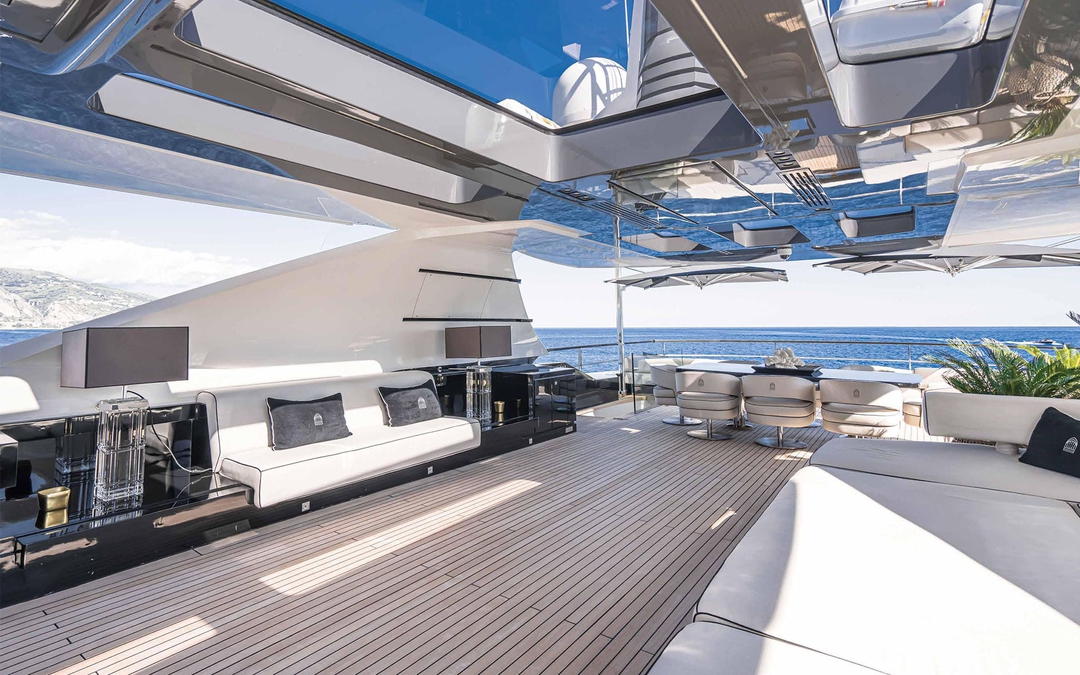 120' Custom