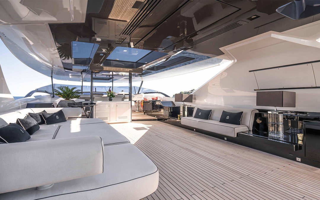 120' Custom